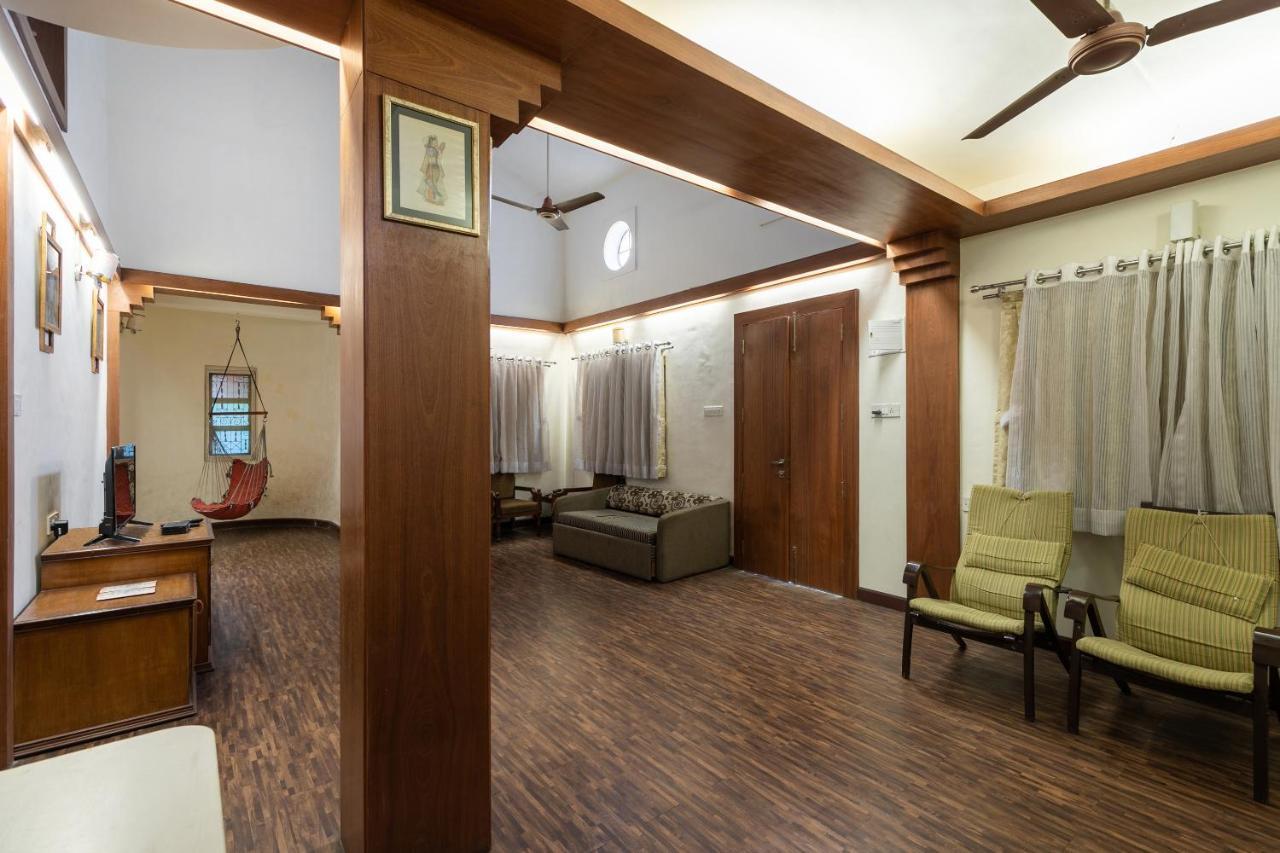 Capital O 47539Capital O Umbergaon Club Umargam Ngoại thất bức ảnh