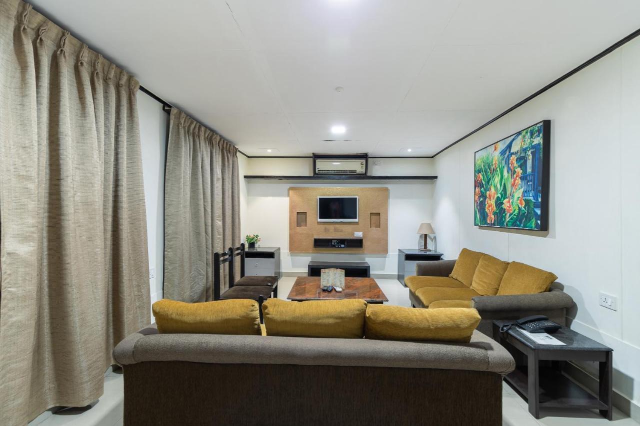 Capital O 47539Capital O Umbergaon Club Umargam Ngoại thất bức ảnh