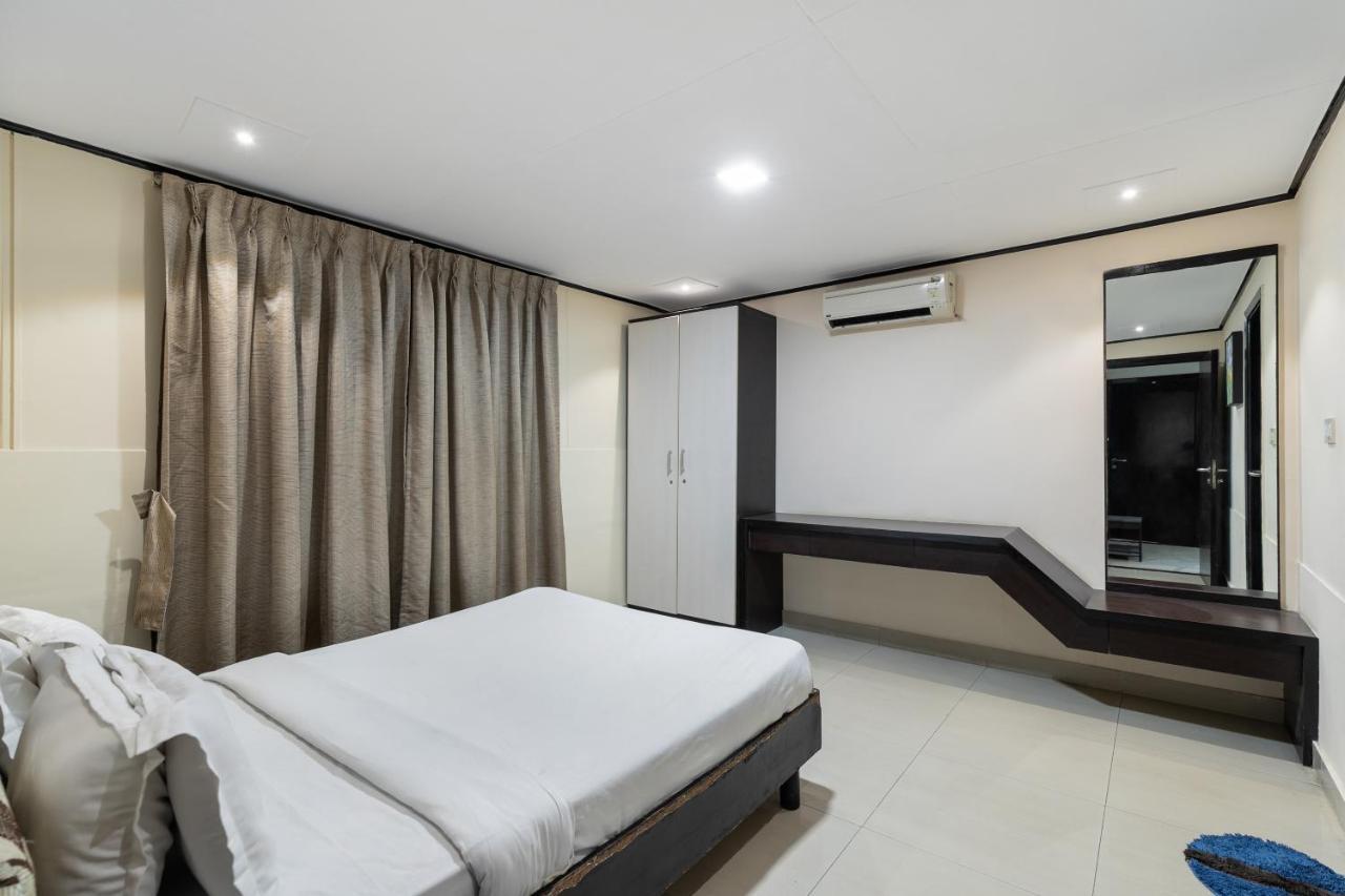 Capital O 47539Capital O Umbergaon Club Umargam Ngoại thất bức ảnh