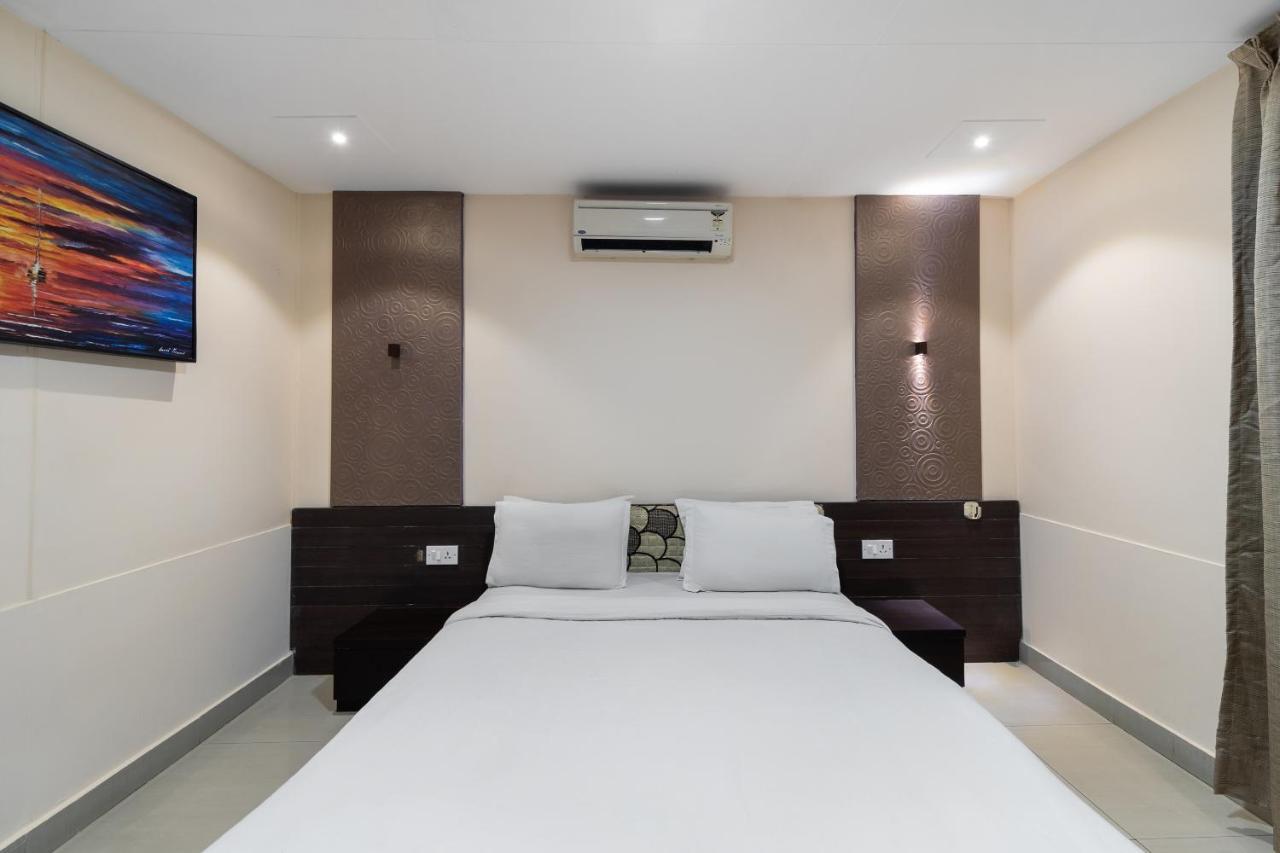 Capital O 47539Capital O Umbergaon Club Umargam Ngoại thất bức ảnh
